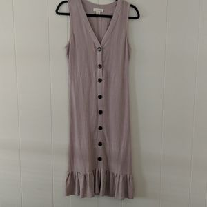Monteau tan v-neck dress size Medium